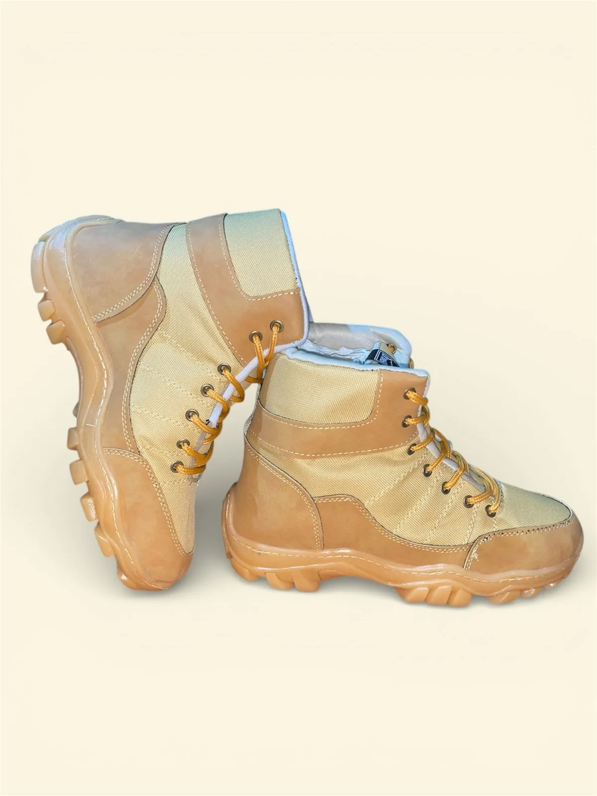 Par de botas beige sencillas Kenix AZ con pago contra entrega